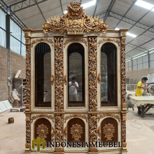 Lemari Hias Mewah Kaca Luxurious Carving Design MJ-138